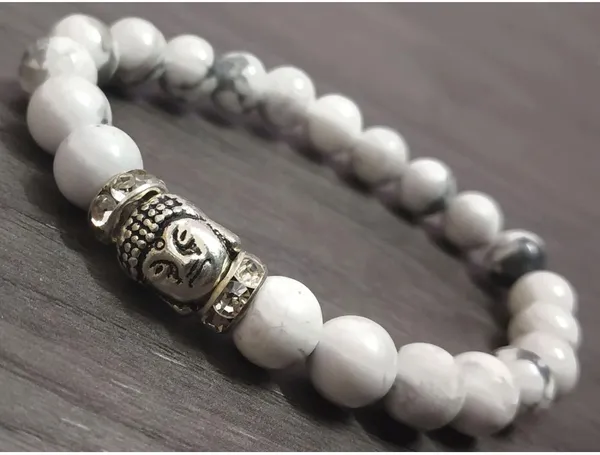 Multiagate_Stone,_Howlite_Beads,_Crystal_Charm_Bracelet_()