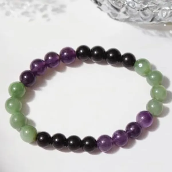 Multiagate_Stone,_Green_Aventurine,_Amethyst,_Black_Obsidian_Beads,_Crystal_Bracelet_()