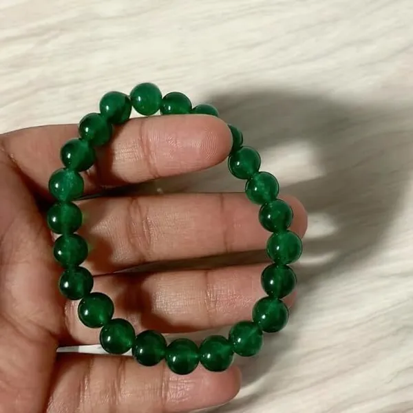 Multiagate_Crystal,_Green_Jade_Beads_Charm_Bracelet_()