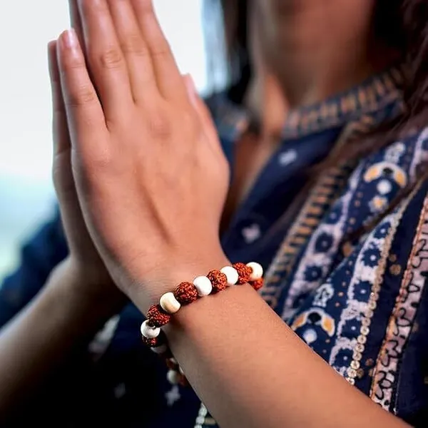Multiagate_Stone,_Rudraksha_Beads,_Crystal_Charm_Bracelet_()