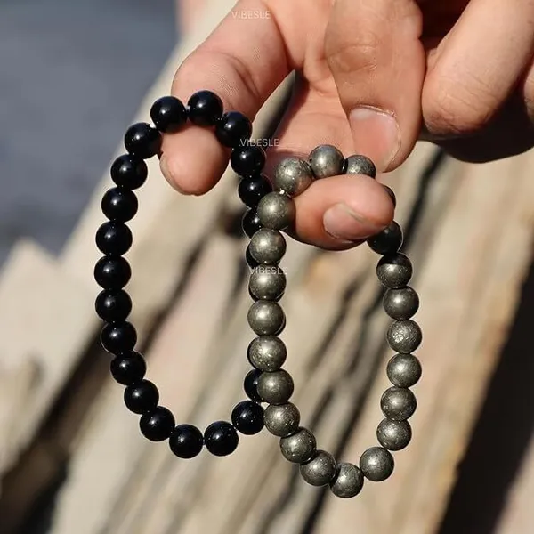 Multiagate_Pyrite,_Crystal_Tourmaline,_Beads_Charm_Bracelet_()