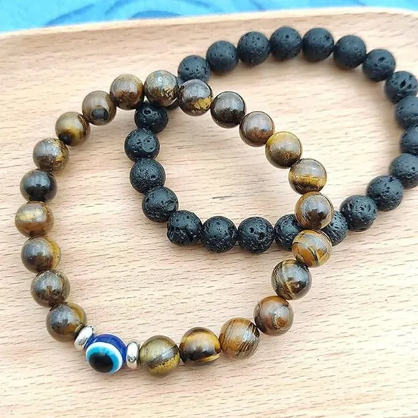 Multiagate_Stone,_Tiger's_Eye,_Lava_Beads,_Crystal_Bracelet_()