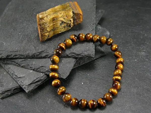 Multiagate_Stone,_Tiger's_Eye_Beads,_Crystal_Bracelet_()
