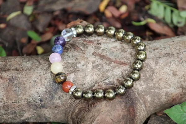 Multiagate_Stone,_Golden_Pyrite,_7_Chakra_Crystal_Bracelet_()