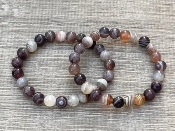 Multiagate_Crystal_Beads,_Agate_Charm_Bracelet_()