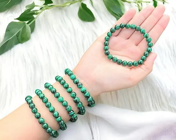 Multiagate_Crystal_Beads,_Malachite_Charm_Bracelet_()