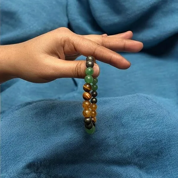 Multiagate_Pyrite,_Stone,_Green_Aventurine,_Tiger's_Eye,_Citrine_Beads,_Crystal_Charm_Bracelet_()