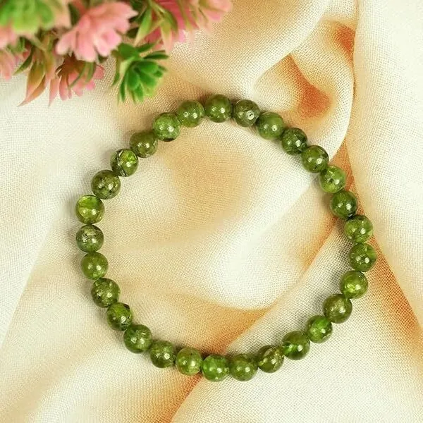 Multiagate_Stone,_Peridot_Beads,_Crystal_Charm_Bracelet_()