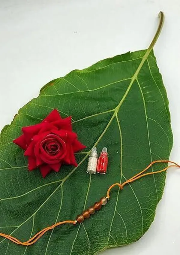 Designer_Carnelian_5_Beads_Crystal_Stone_Rakhi|_Real_Gemstone_Rakhi_For_Brother_Pearl_Rakhi_by_Multiagate_(Real_Gemstone,_Charm_Bracelet,_Crystal_Stone)
