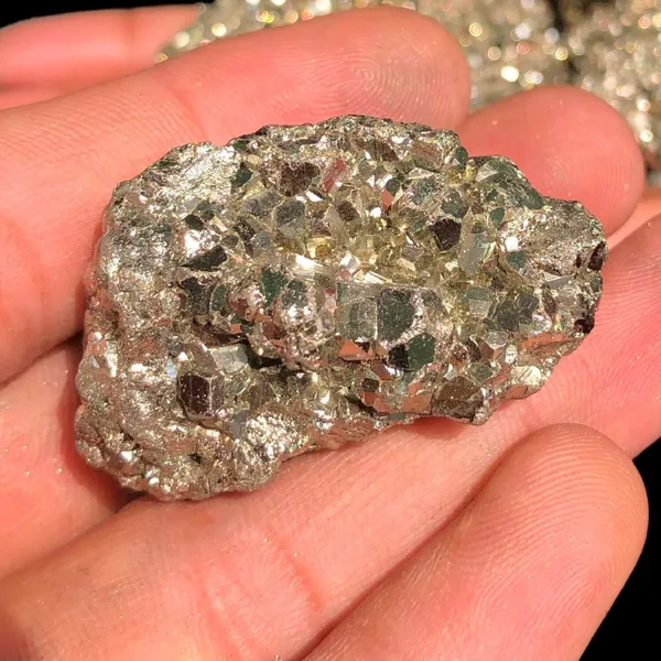 Multiagate_Natural_Pyrite_Stone_Original_Cluster_40-50_Gram_Stone_for_Vastu/_Wealth/_Gifts_Decorative_Showpiece__-__5_cm_(Stone,_Gold)