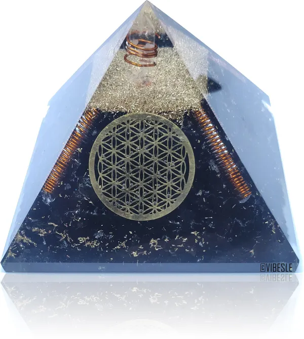Multiagate_Decorative_Showpiece__-__10_cm_(Stone,_Black)