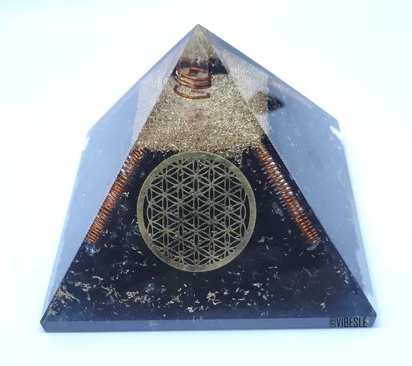 Multiagate_Decorative_Showpiece__-__10_cm_(Stone,_Black)