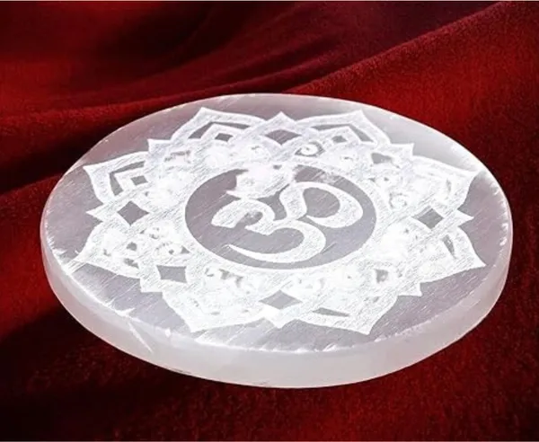 Multiagate_Selenite_Crystal_Charging_Plate_|_3-Inch_|_Selenite_Plate_for_Crystal_Cleansing_Decorative_Showpiece__-__4_cm_(Stone,_Crystal,_White)