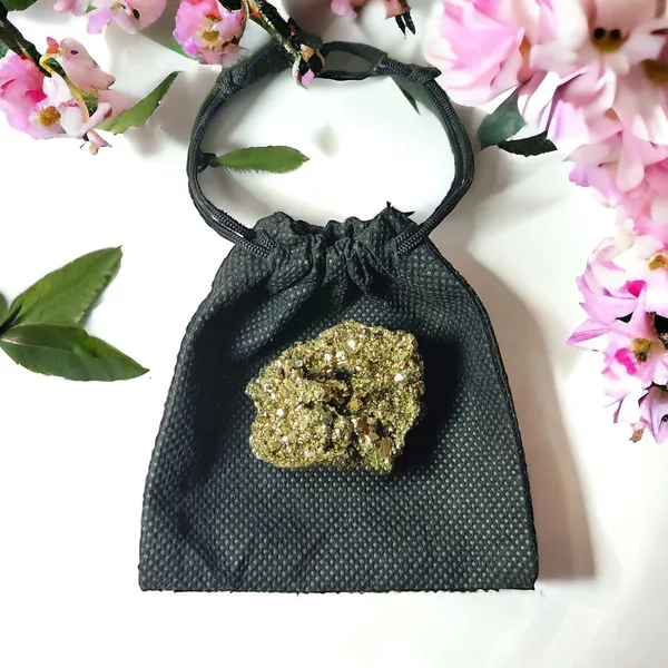 Multiagate_Decorative_Showpiece__-__4_cm_(Stone,_Gold)