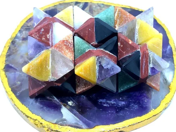 Multiagate_Decorative_Showpiece__-__3_cm_(Stone,_Multicolor)