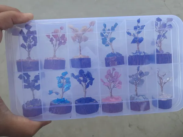 Multiagate_12Pcs_Crystal_Tree_Box,_Crystal_Mystery_Box,_Beautiful_Small_Crystal_Tree_Decorative_Showpiece__-__25_cm_(Stone,_Multicolor)