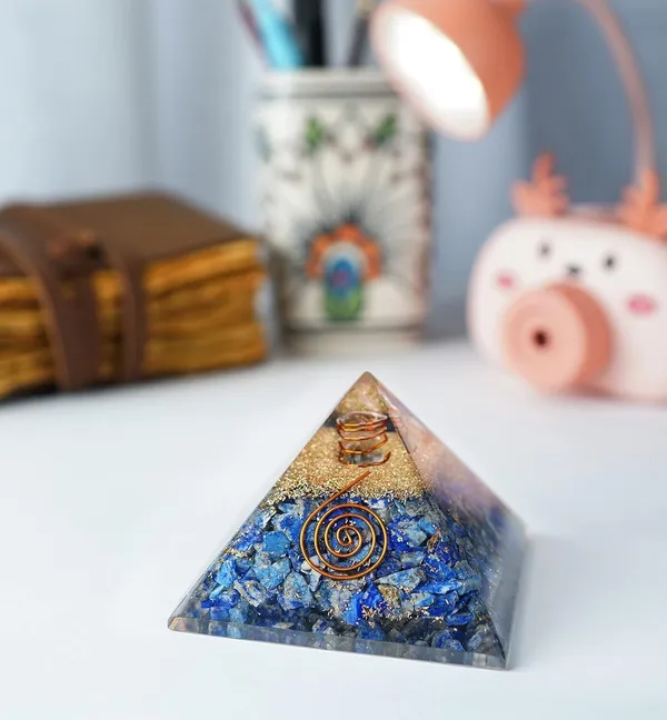 Multiagate_55mm_orgone_pyramid_Lapis_Lazuli_protection_crystals_Decorative_Showpiece__-__10_cm_(Crystal,_Blue)