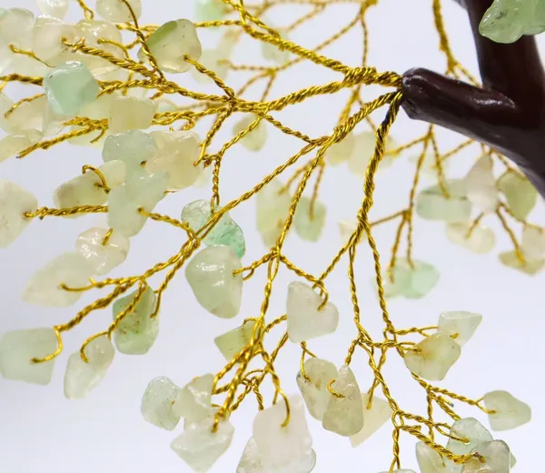 Multiagate_Green_Aventurine_Crystal_Tree_of_Life_-_Green_Light_Stone_Tree_Decorative_Showpiece__-__23_cm_(Stone,_Light_Green)