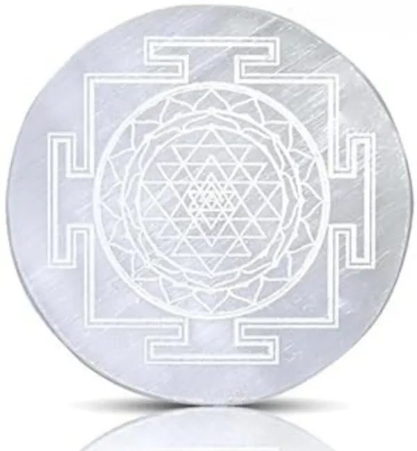Multiagate_Decorative_Showpiece__-__10_cm_(Stone,_Crystal,_White)