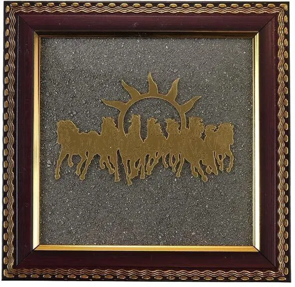 Multiagate_Decorative_Showpiece__-__17_cm_(Stone,_Gold)