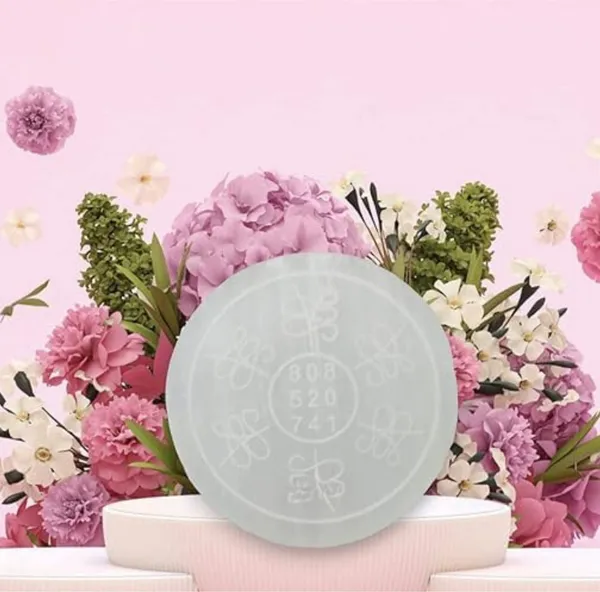 Multiagate_Decorative_Showpiece__-__4_cm_(Stone,_White)