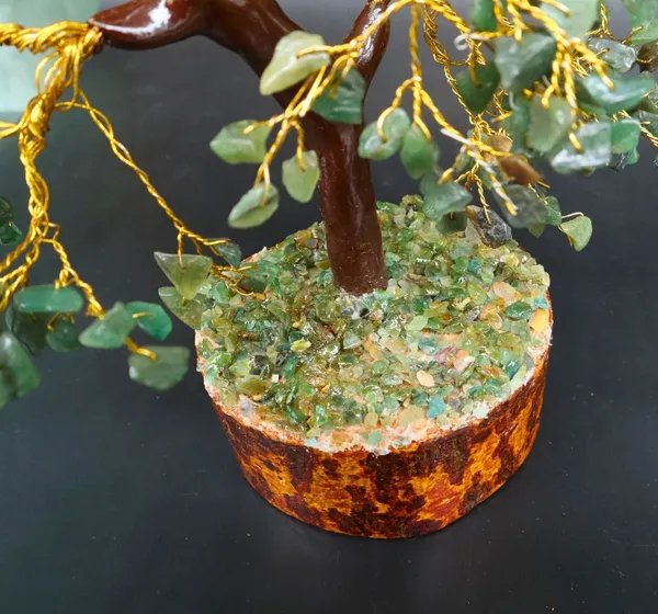 Multiagate_Green_Aventurine_Chakra_Crystal_Tree_Bonsai_Money_Tree_Decorative_Showpiece__-__23_cm_(Stone,_Green)