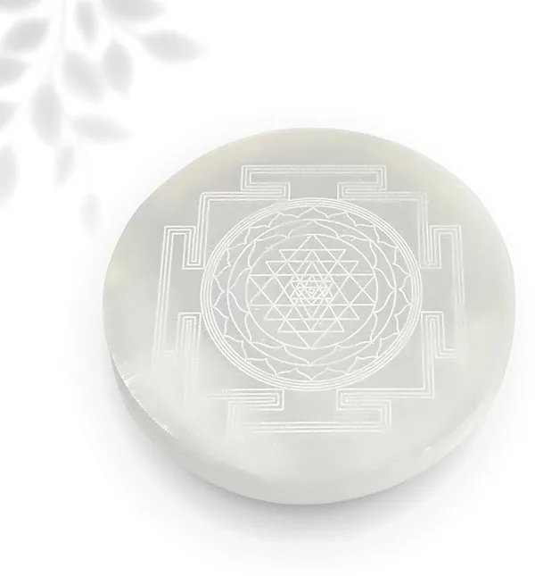 Multiagate_Decorative_Showpiece__-__10_cm_(Stone,_White)