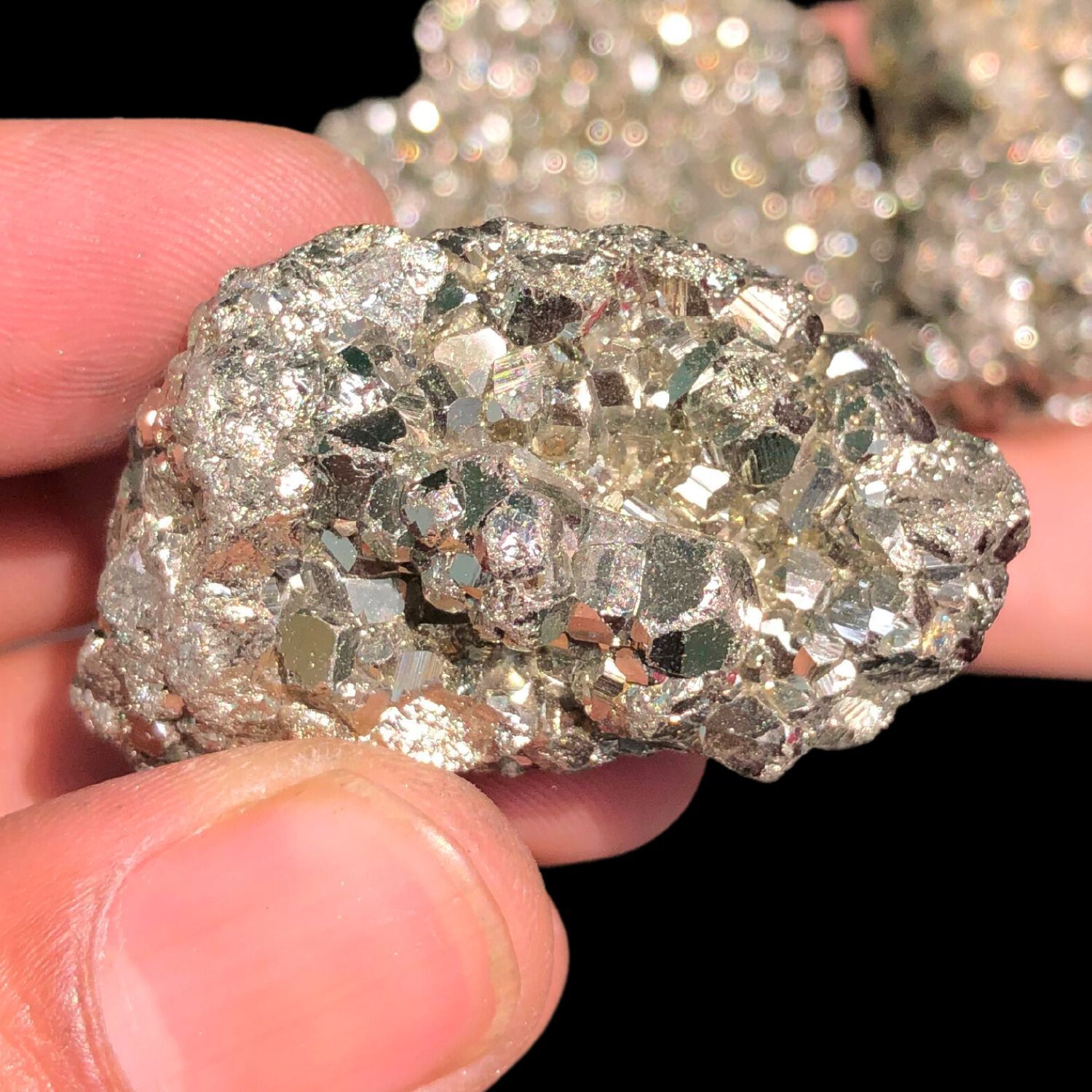 Multiagate_Decorative_Showpiece__-__10_cm_(Stone,_Gold)