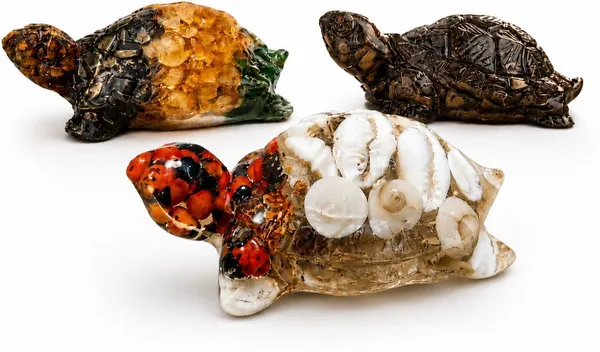 Agatesaura_Rudrakesha_Vastu_Tortoise_Collection_|_Money_Magnet,_Pyrite_&_Seashell_Tortoise_Decorative_Showpiece__-__2_cm_(Crystal,_Multicolor)