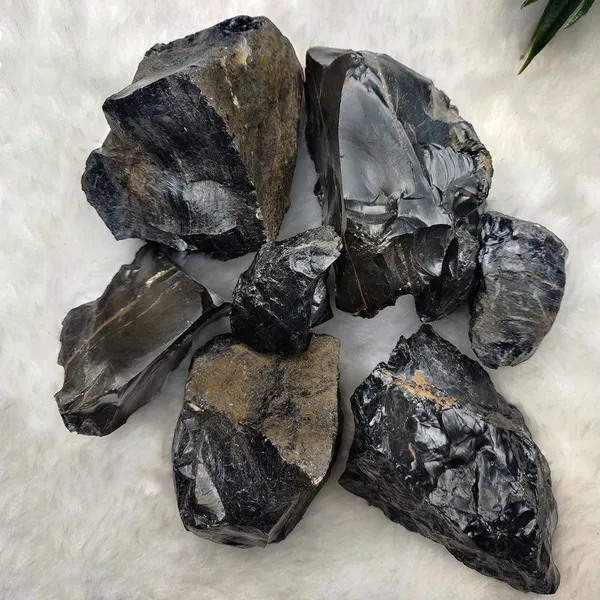 Agatesaura_Natural_Brown_Obsidian_Crystals_Raw_Rough_Stones_for_Reiki_Stones_Healing_Regular_Asymmetrical_Crystal_Stone_(Brown_1_kg)