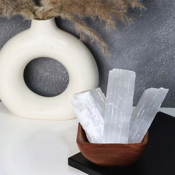 Agatesaura_Natural_Selenite_Rough_Raw_Stone_200_Grams_Regular_Asymmetrical_Crystal_Stone_(White_200_g)
