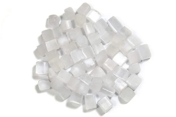 Agatesaura_LN01STE100_Regular_Asymmetrical_Crystal_Stone_(White_100_g)