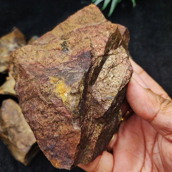 Agatesaura_Natural_Bronzite_Crystals_Raw_Rough_Stones_for_Reiki_Stones_Healing_Regular_Asymmetrical_Crystal_Stone_(Brown_500_g)
