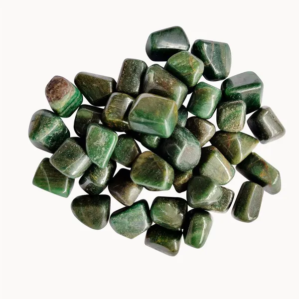 Agatesaura_LN1PCTMS30_Regular_Asymmetrical_Crystal_Stone_(Green_1_Pieces)