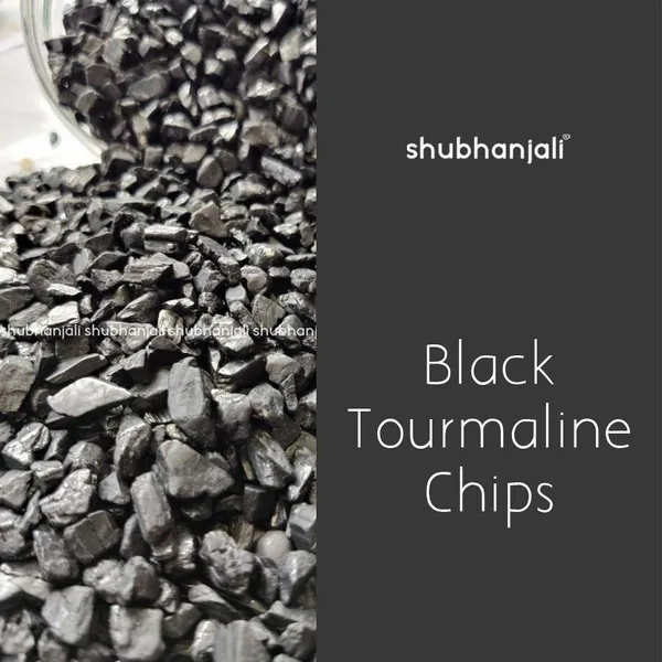 Agatesaura_L20CHIPS03_Regular_Asymmetrical_Crystal_Stone_(Black_460_g)