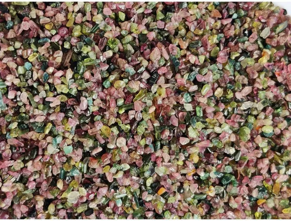 Agatesaura_L20CHIPS18_Regular_Asymmetrical_Crystal_Stone_(Multicolor_460_g)