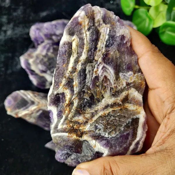 Agatesaura_Natural_Chevron_Amethyst_Crystals_Raw_Rough_Stones_for_Reiki_Stones_Healing_Regular_Asymmetrical_Crystal_Stone_(Purple_750_g)