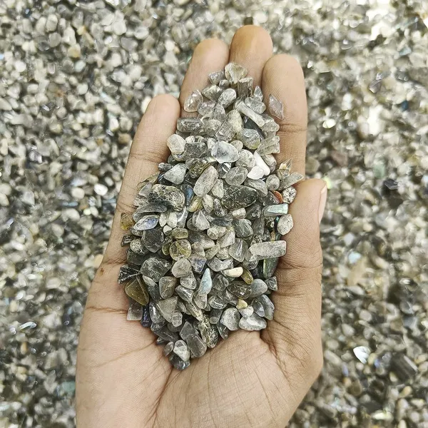 Agatesaura_MG-LNLLCTS250_Regular_Asymmetrical_Crystal_Stone_(Grey_250_g)