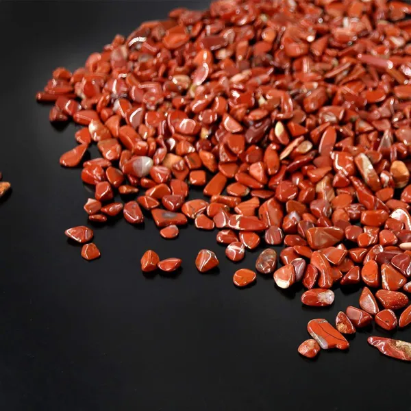Agatesaura_MG-LNRJCTS500_Regular_Asymmetrical_Crystal_Stone_(Red_500_g)