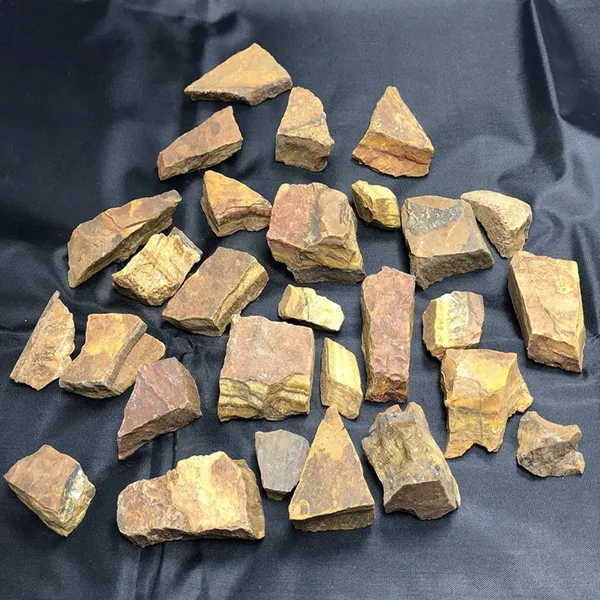 Agatesaura_MG-LN03RGT600_Regular_Rectangular_Crystal_Stone_(Yellow,_Brown_600_g)