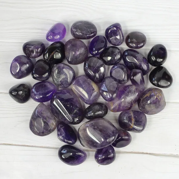 Multiagate_100%_Natural_Crystal_New-05-Amethyst_Brazilian-Tumble-stone-200gm_Regular_Asymmetrical_Crystal_Stone_(Multicolor_200_g)
