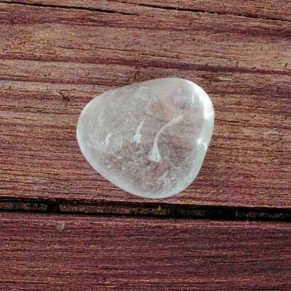 Multiagate_37-Clear_Quartz-Single-Tumble-Stone-1pc_Polished_Asymmetrical_Crystal_Pebbles_(White_1_Pieces)