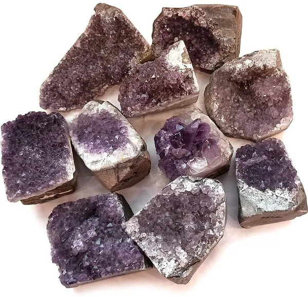 Multiagate_Amethyst_Cluster-1_Regular_Asymmetrical_Crystal_Stone_(Purple_1_Pieces)