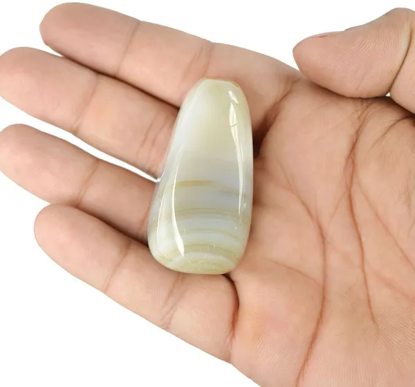 Multiagate_95-_Banded_Agate-Single-Tumble-Stone-1pc_Regular_Asymmetrical_Crystal_Stone_(Beige,_White_1_Pieces)