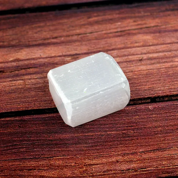 Multiagate_100%_Natural_Crystal_New-125-Selenite-Tumble-stone-100gm_Regular_Asymmetrical_Crystal_Stone_(Multicolor_100_g)