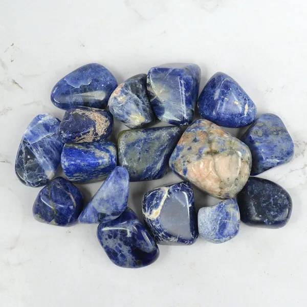 Multiagate_100%_Natural_Crystal_New-130-Sodalite-Tumble-stone-100gm_Regular_Asymmetrical_Crystal_Stone_(Multicolor_100_g)