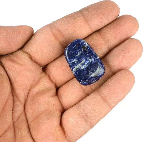 Multiagate_100%_Natural_Crystal_New-131-Sodalite_Superior-Tumble-stone-100gm_Regular_Asymmetrical_Crystal_Stone_(Multicolor_100_g)