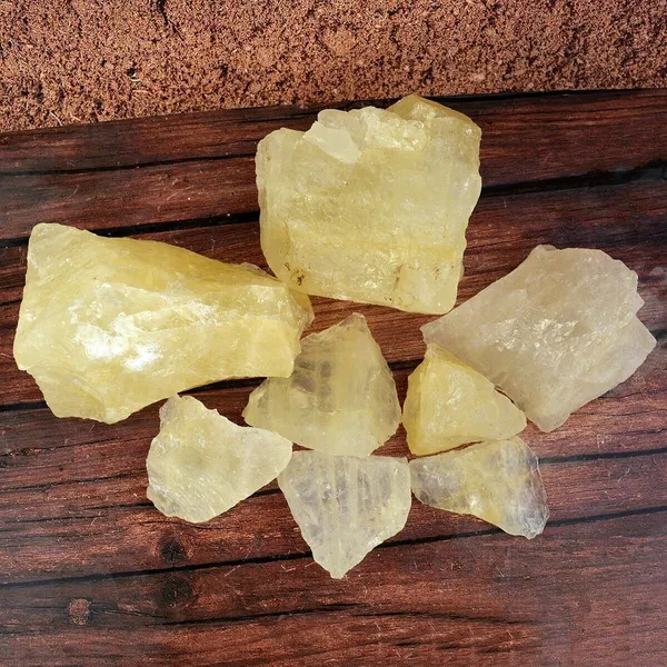 Multiagate_Natural_Citrine_Rough_Crystal_Stone_For_Healing_And_Crystal_Healing_100gm_Regular_Asymmetrical_Crystal_Stone_(Yellow_100_g)