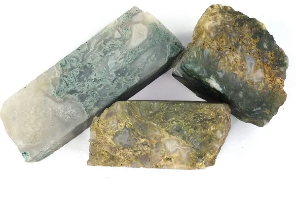 Multiagate_Natural_Moss_Agate_Rough_Crystal_Stone_For_/Crystal_Healing_250gm_Regular_Asymmetrical_Crystal_Stone_(Multicolor_250_g)