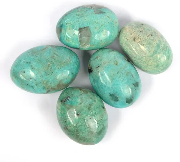 Multiagate_Natural_Amazonite_Superior_Tumble_Stone._Charged_By_Grandmaster_&_Vastu_Expert_Polished_Asymmetrical_Crystal_Stone_(Green_100_g)